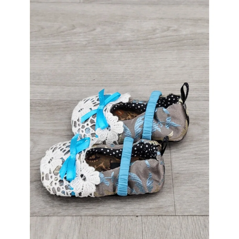 Vintage Goody Goody Baby Girls Lace Crib Shoes Blue Floral Satin Bow Size M 6-12